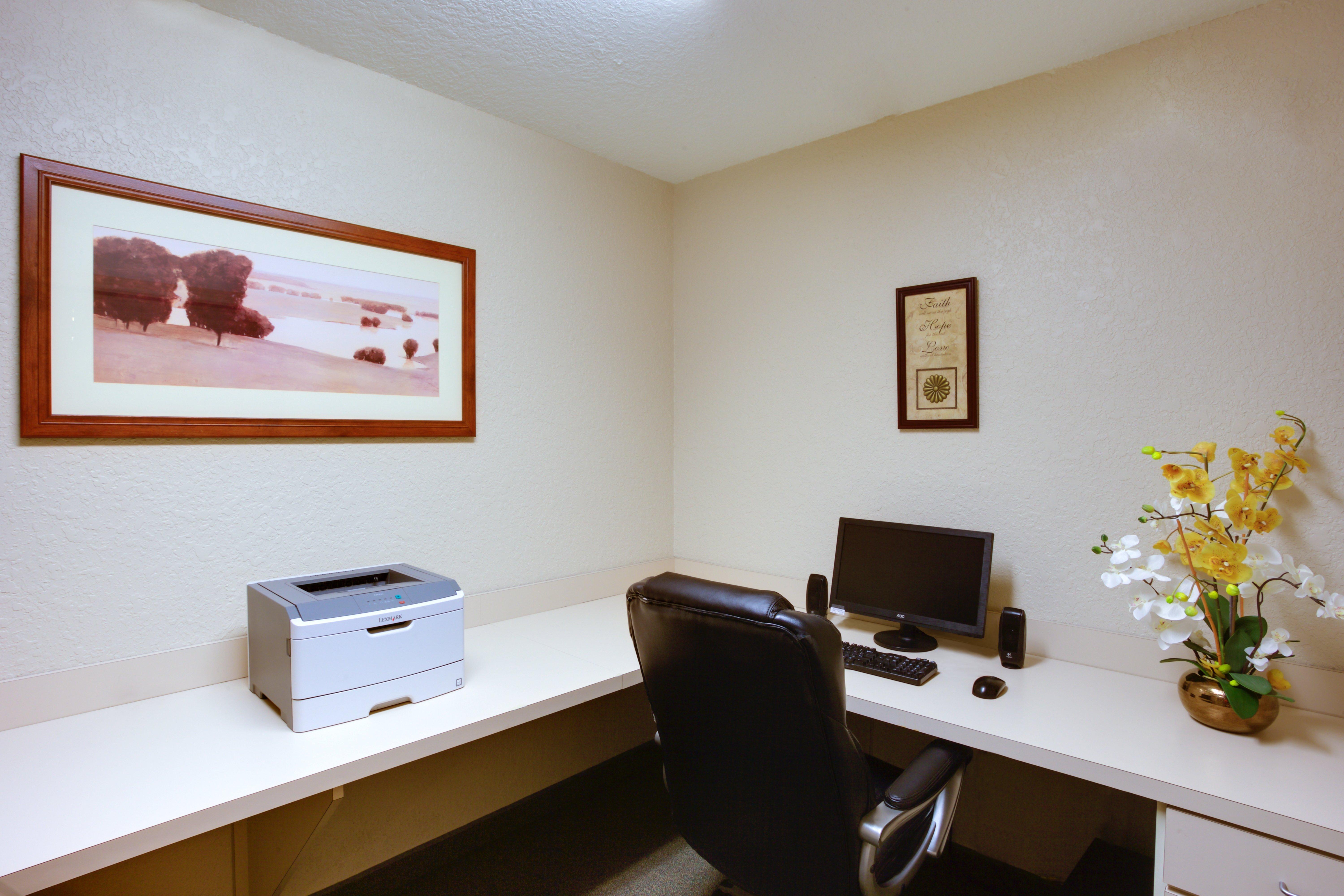 Candlewood Suites Chesapeake-Suffolk By Ihg Екстериор снимка
