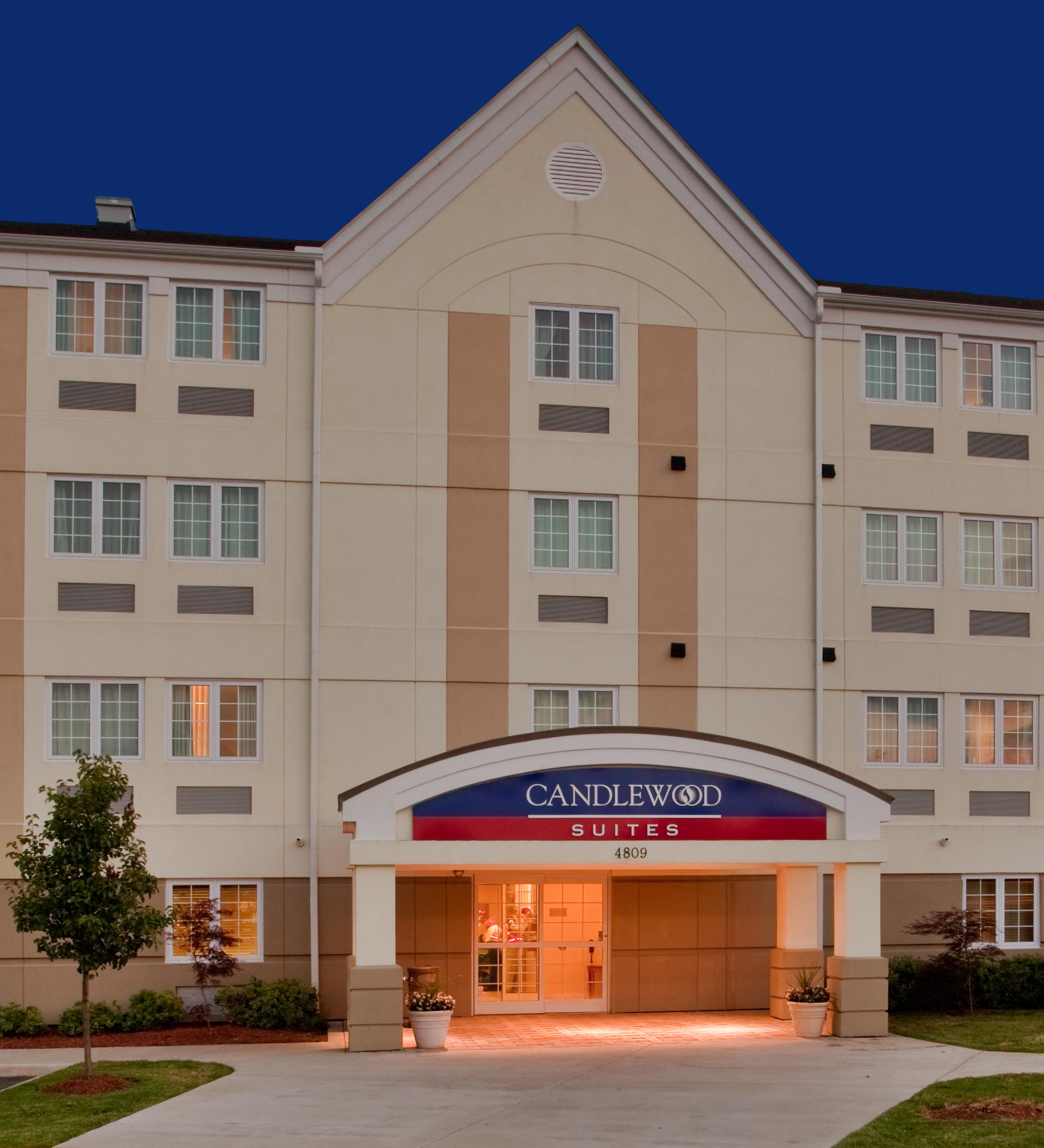 Candlewood Suites Chesapeake-Suffolk By Ihg Екстериор снимка